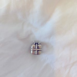 Authentic Pandora Wrapped gift box Sterling Silver charm